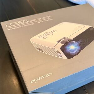 Apeman LCD Digital Projector